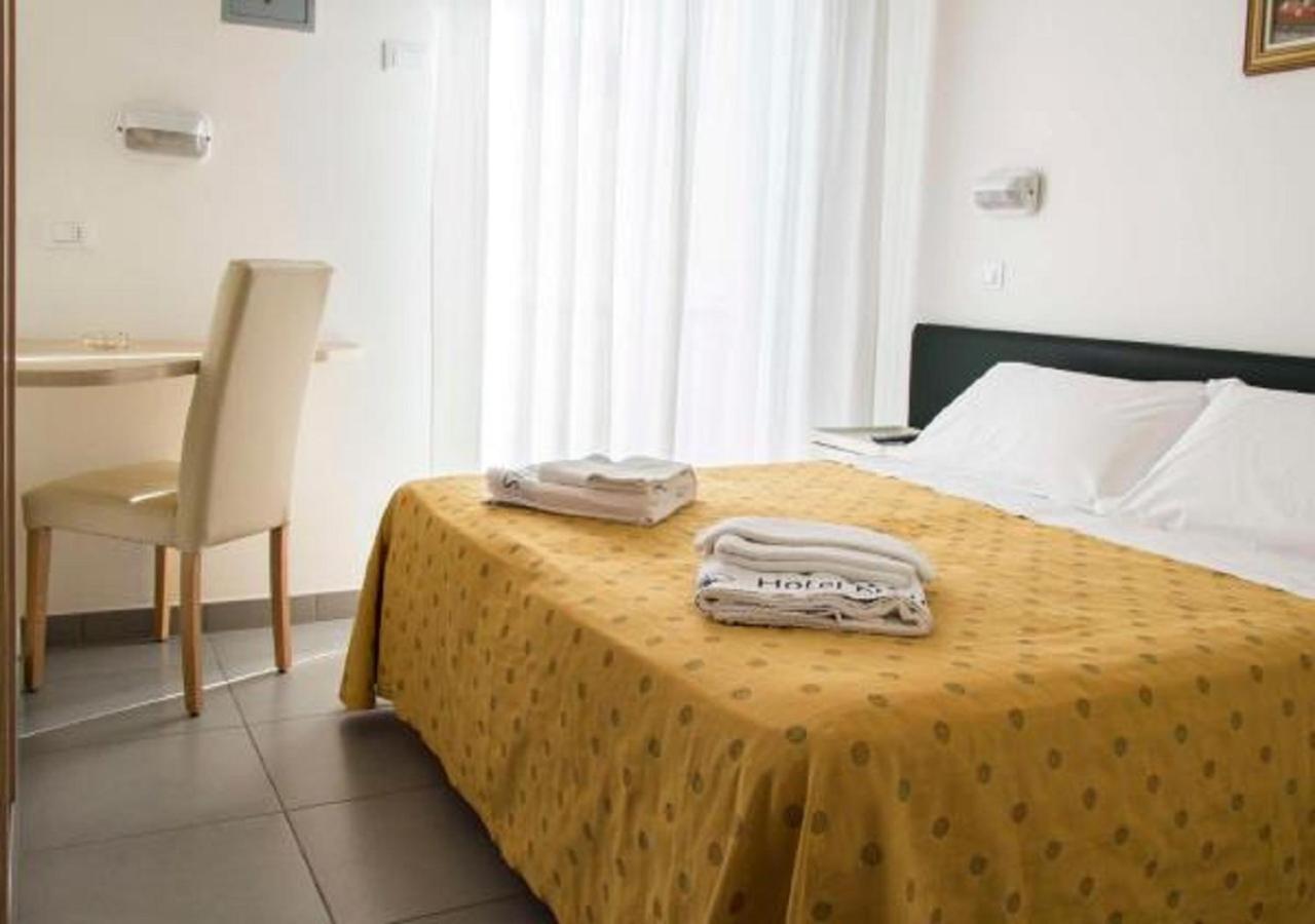 קאטוליקה Hotel Nautilus חדר תמונה