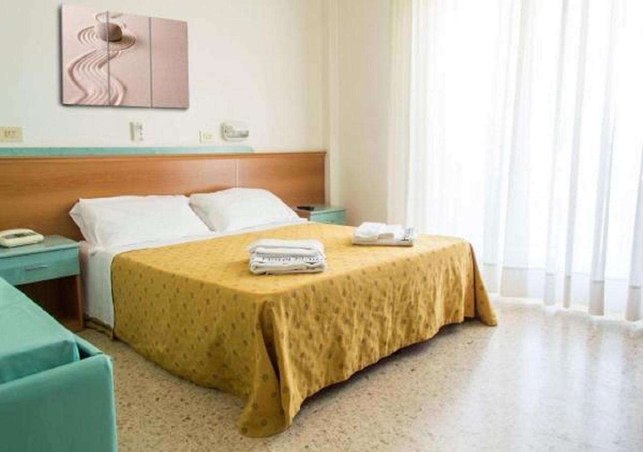 קאטוליקה Hotel Nautilus מראה חיצוני תמונה