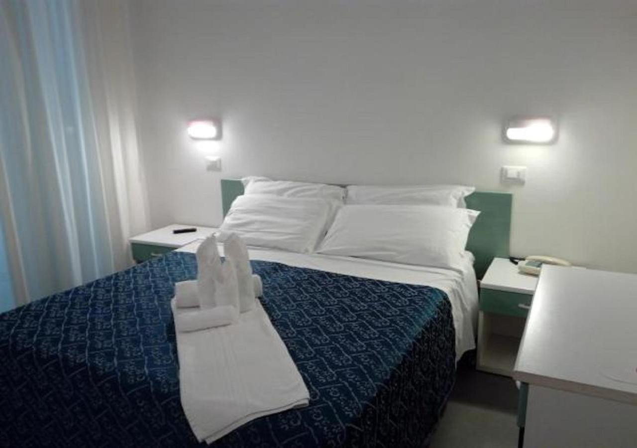 קאטוליקה Hotel Nautilus מראה חיצוני תמונה