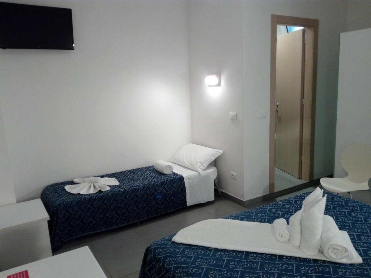קאטוליקה Hotel Nautilus מראה חיצוני תמונה
